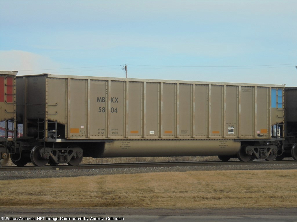 MBKX 5804 empty loaded